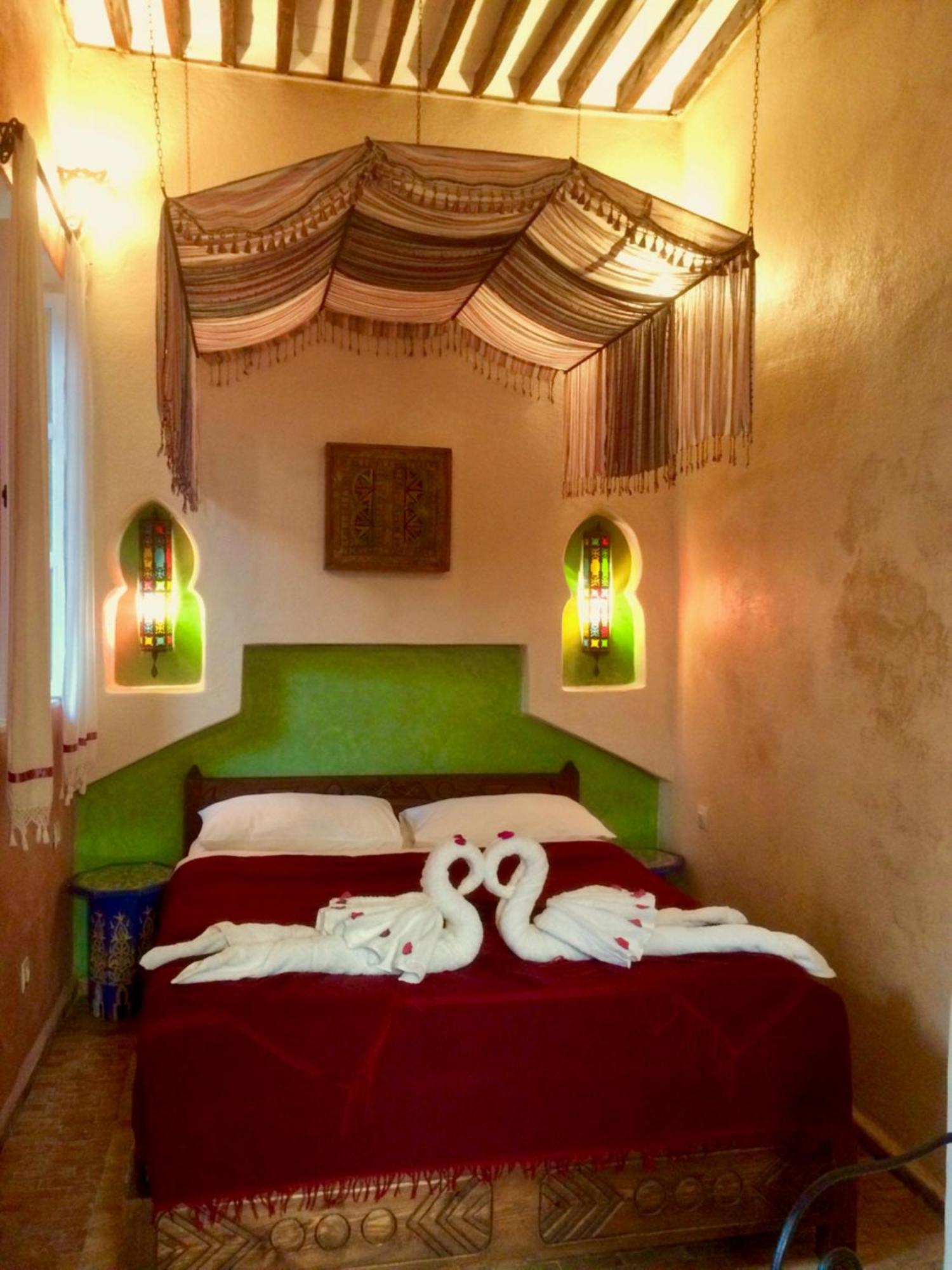 Au Riad Laylati เอสเซาอิรา ภายนอก รูปภาพ