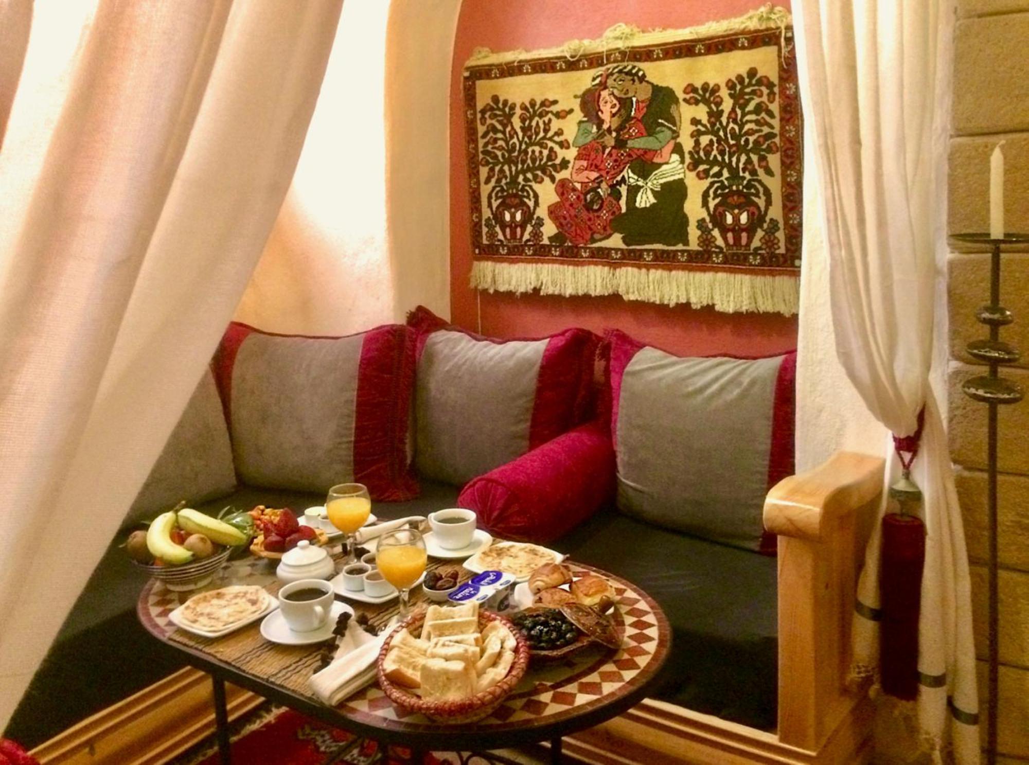 Au Riad Laylati เอสเซาอิรา ภายนอก รูปภาพ