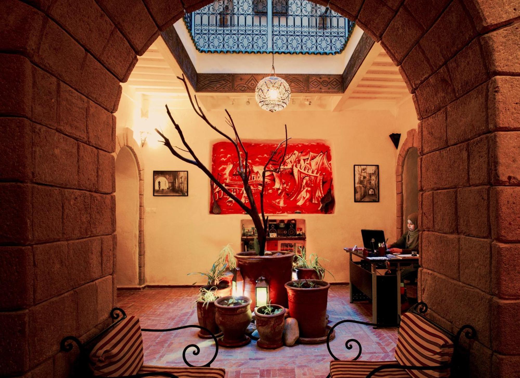 Au Riad Laylati เอสเซาอิรา ภายนอก รูปภาพ